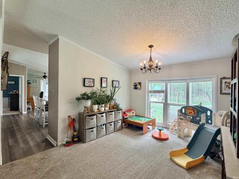 2104 N Hoosier Hills Linton IN 47441