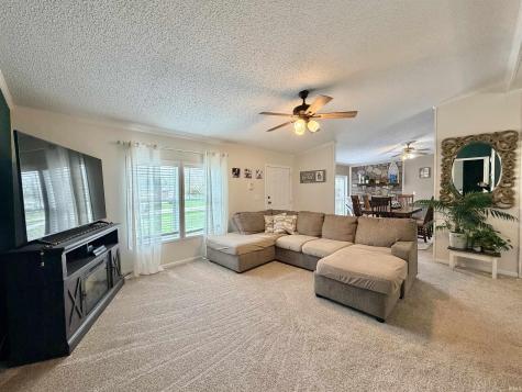 2104 N Hoosier Hills Linton IN 47441