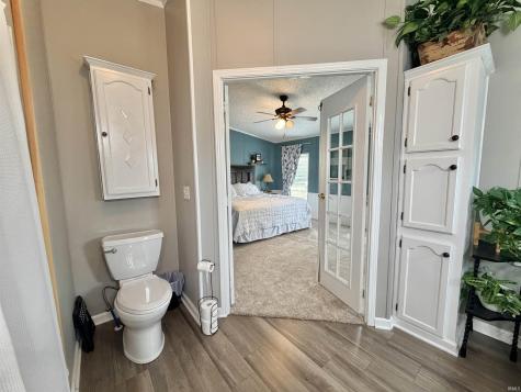 2104 N Hoosier Hills Linton IN 47441