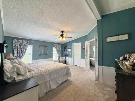 2104 N Hoosier Hills Linton IN 47441