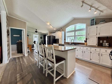 2104 N Hoosier Hills Linton IN 47441
