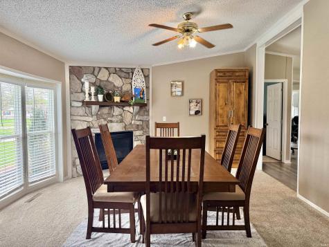 2104 N Hoosier Hills Linton IN 47441