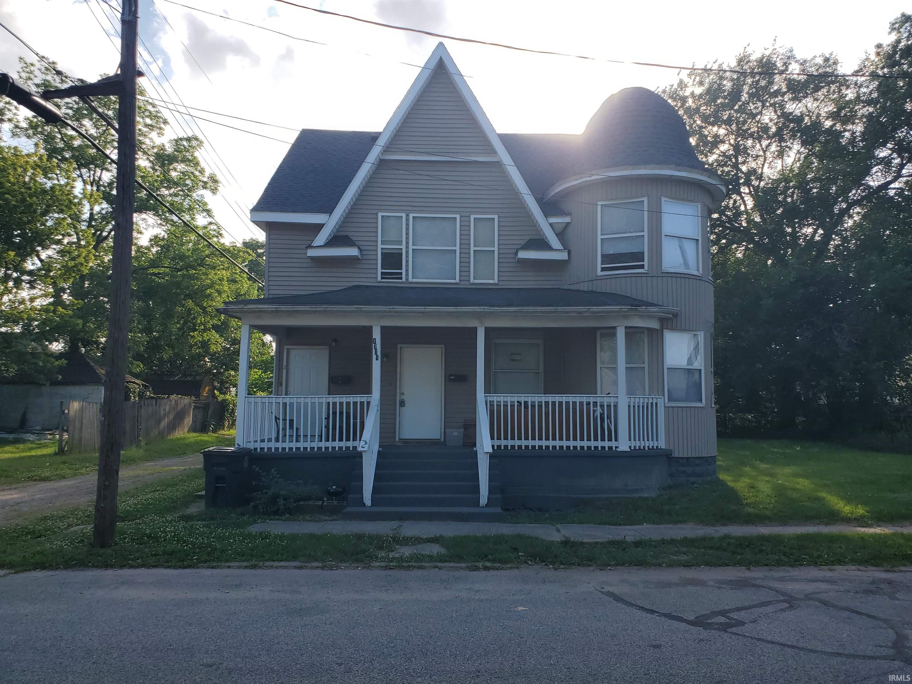 1711 S Saint Joseph Street South Bend IN 46613