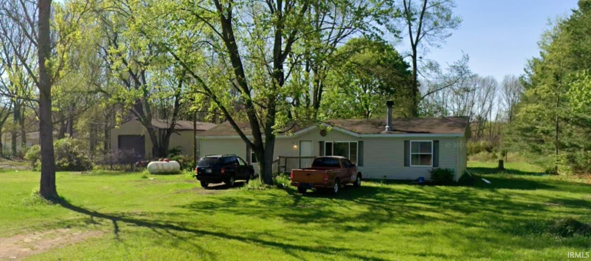11185 E Division Road Knox IN 46534