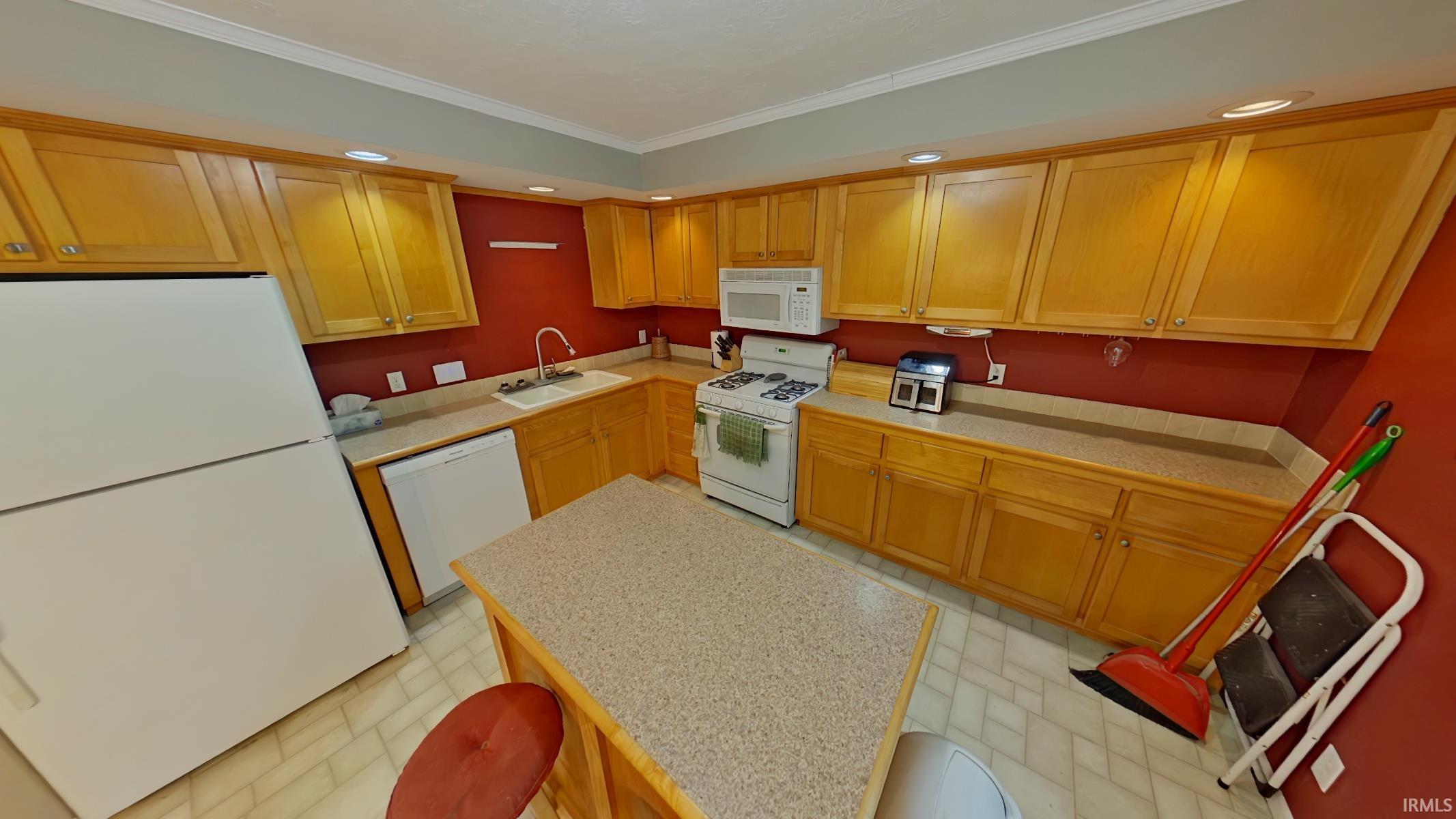 53144 Crystal Pond Drive Elkhart IN 46514