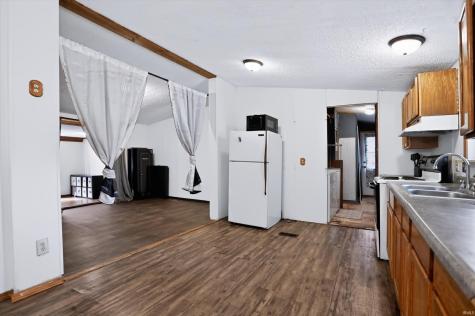 979 E State Road Cloverdale IN 46120