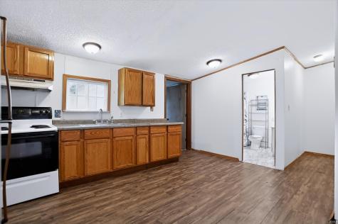 979 E State Road Cloverdale IN 46120