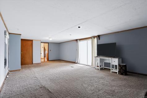979 E State Road Cloverdale IN 46120