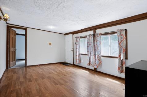 979 E State Road Cloverdale IN 46120