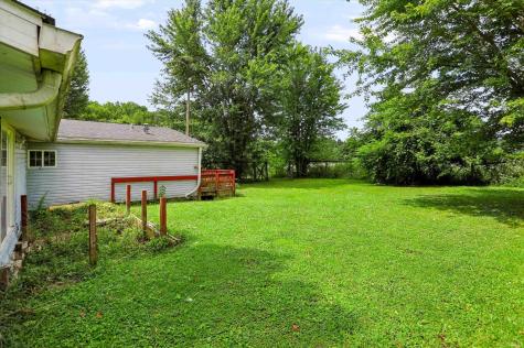 979 E State Road Cloverdale IN 46120