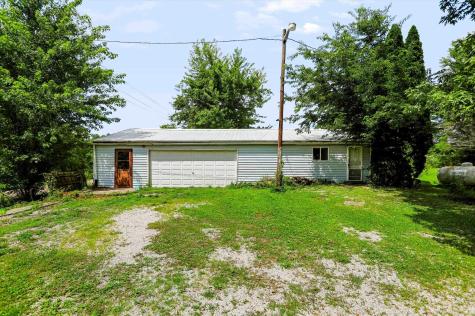979 E State Road Cloverdale IN 46120