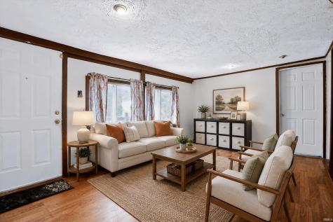 979 E State Road Cloverdale IN 46120