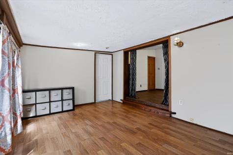 979 E State Road Cloverdale IN 46120