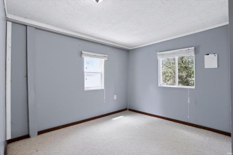 979 E State Road Cloverdale IN 46120