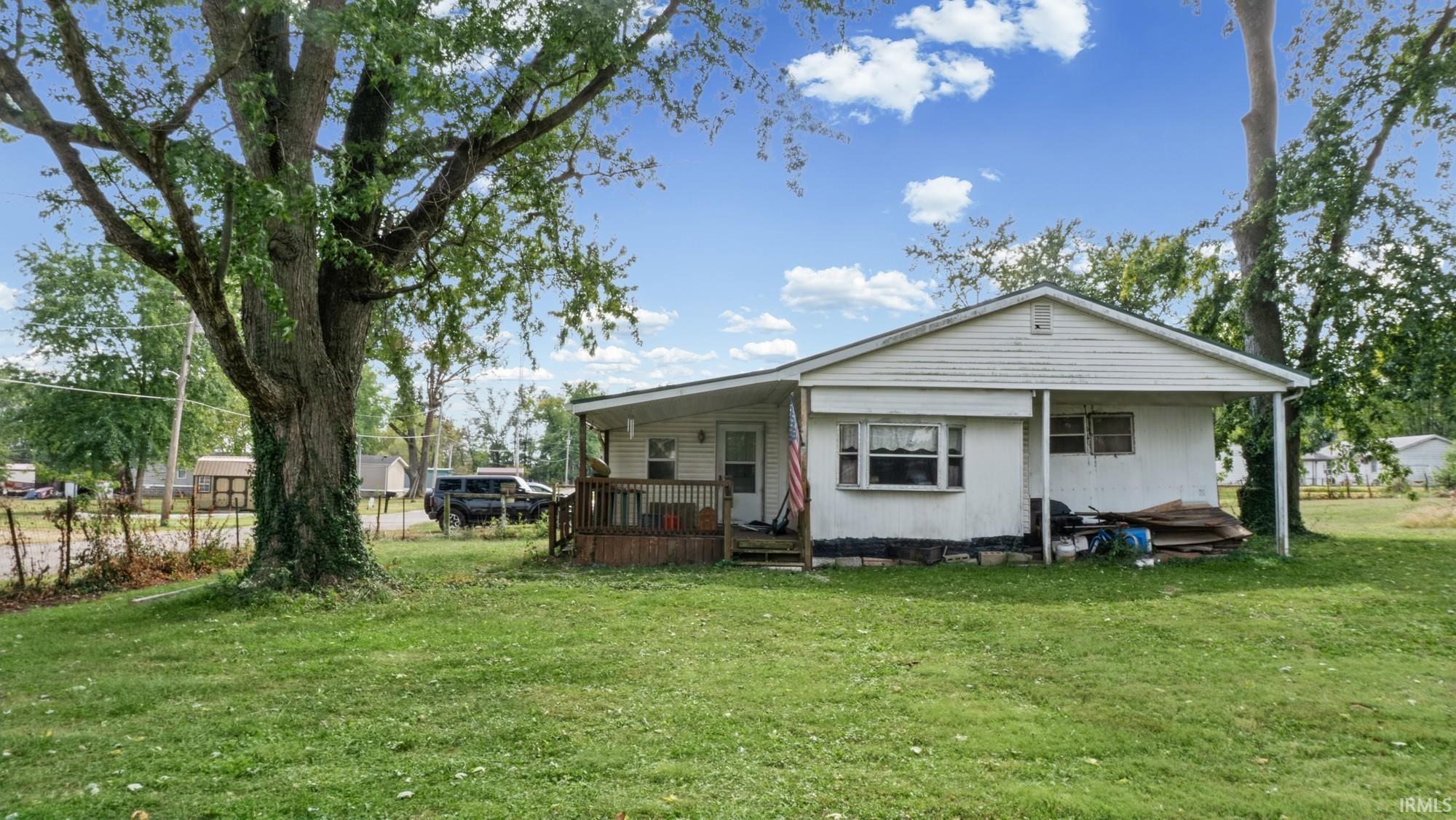 92 SW 10th Street Linton IN 47441