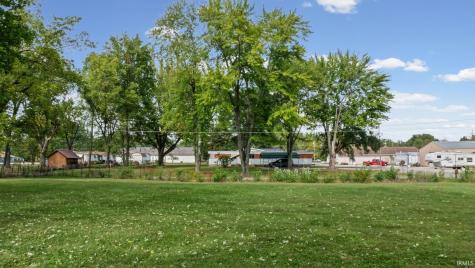 92 SW 10th Street Linton IN 47441