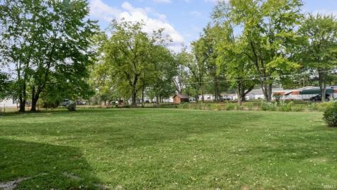 92 SW 10th Street Linton IN 47441