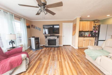 685 N Cold Springs Road Bloomfield IN 47424