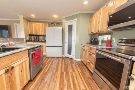 685 N Cold Springs Road Bloomfield IN 47424