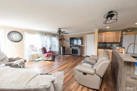 685 N Cold Springs Road Bloomfield IN 47424