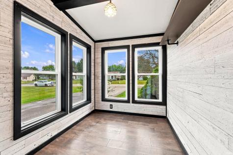 1911 Miami Drive Warsaw IN 46580