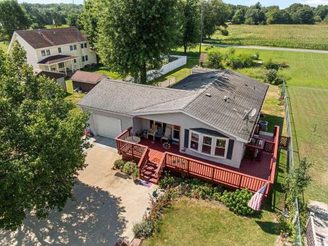 6631 N 570 W Winamac IN 46996