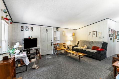 6631 N 570 W Winamac IN 46996