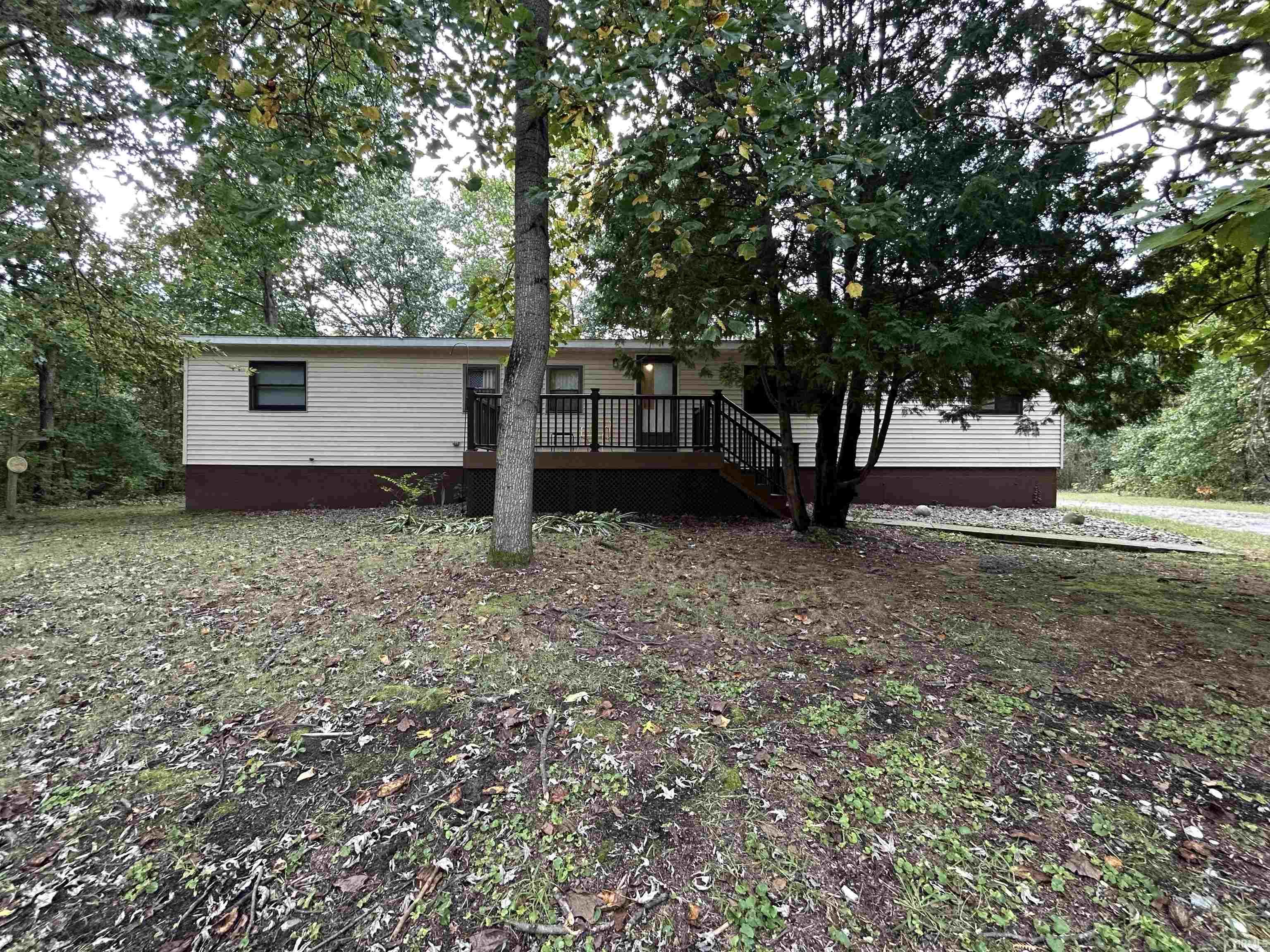 0335 S 800 E Knox IN 46534