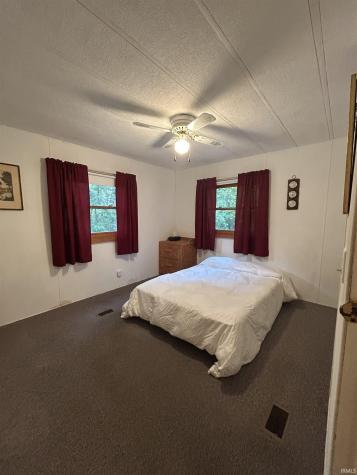 0335 S 800 E Knox IN 46534