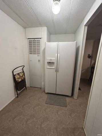 0335 S 800 E Knox IN 46534