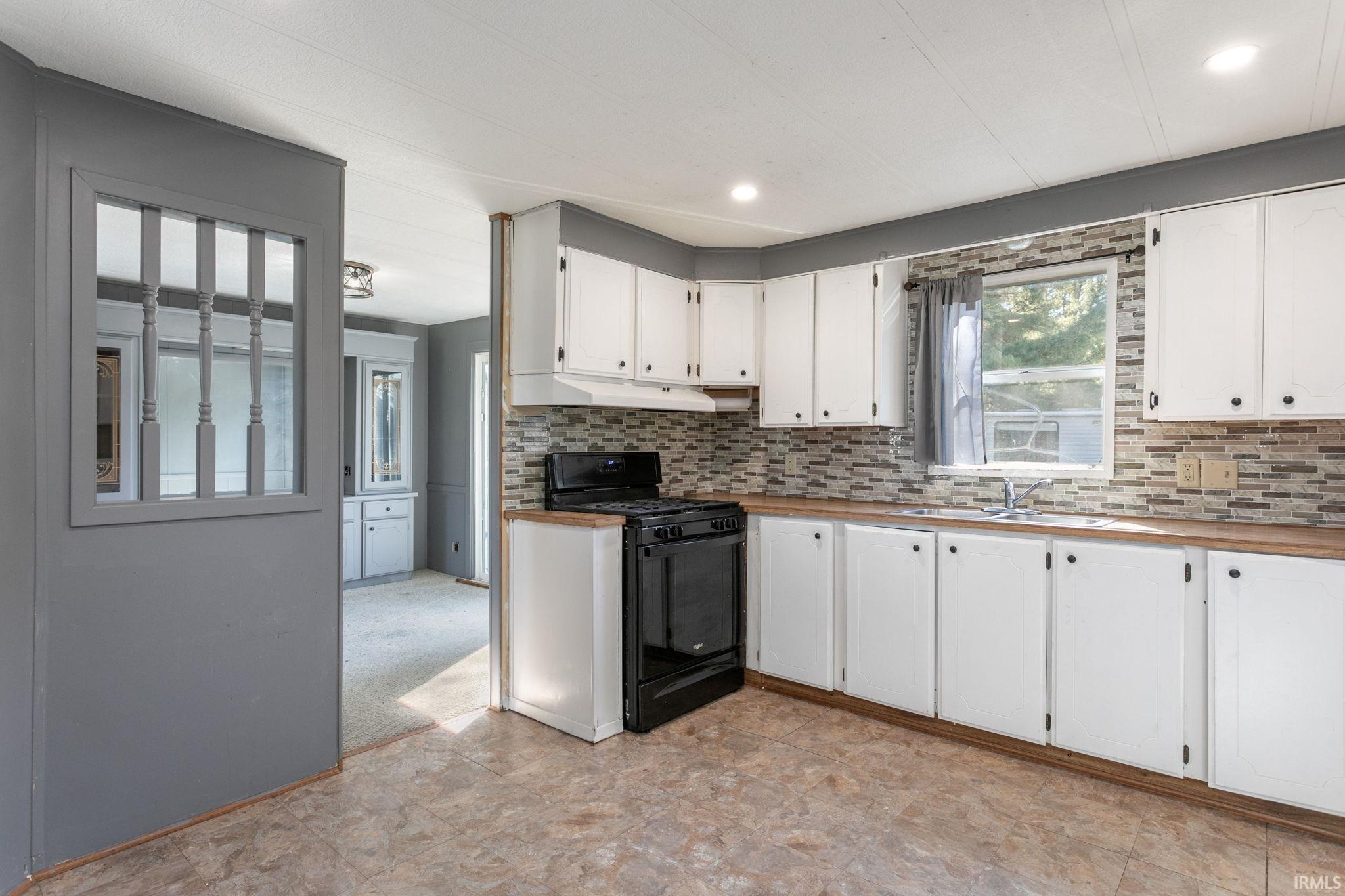 12514 Bonnie Lane Middlebury IN 46540