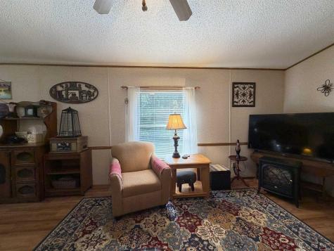 2876 N 175 E Winamac IN 46996