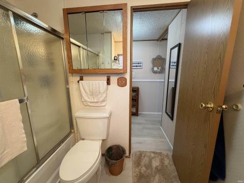2876 N 175 E Winamac IN 46996