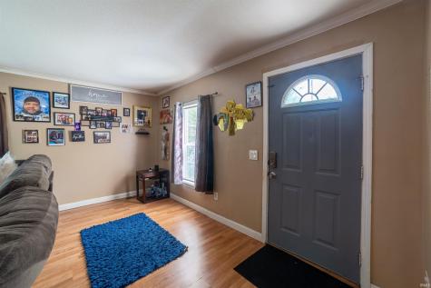 3919 Claremont Avenue Evansville IN 47712