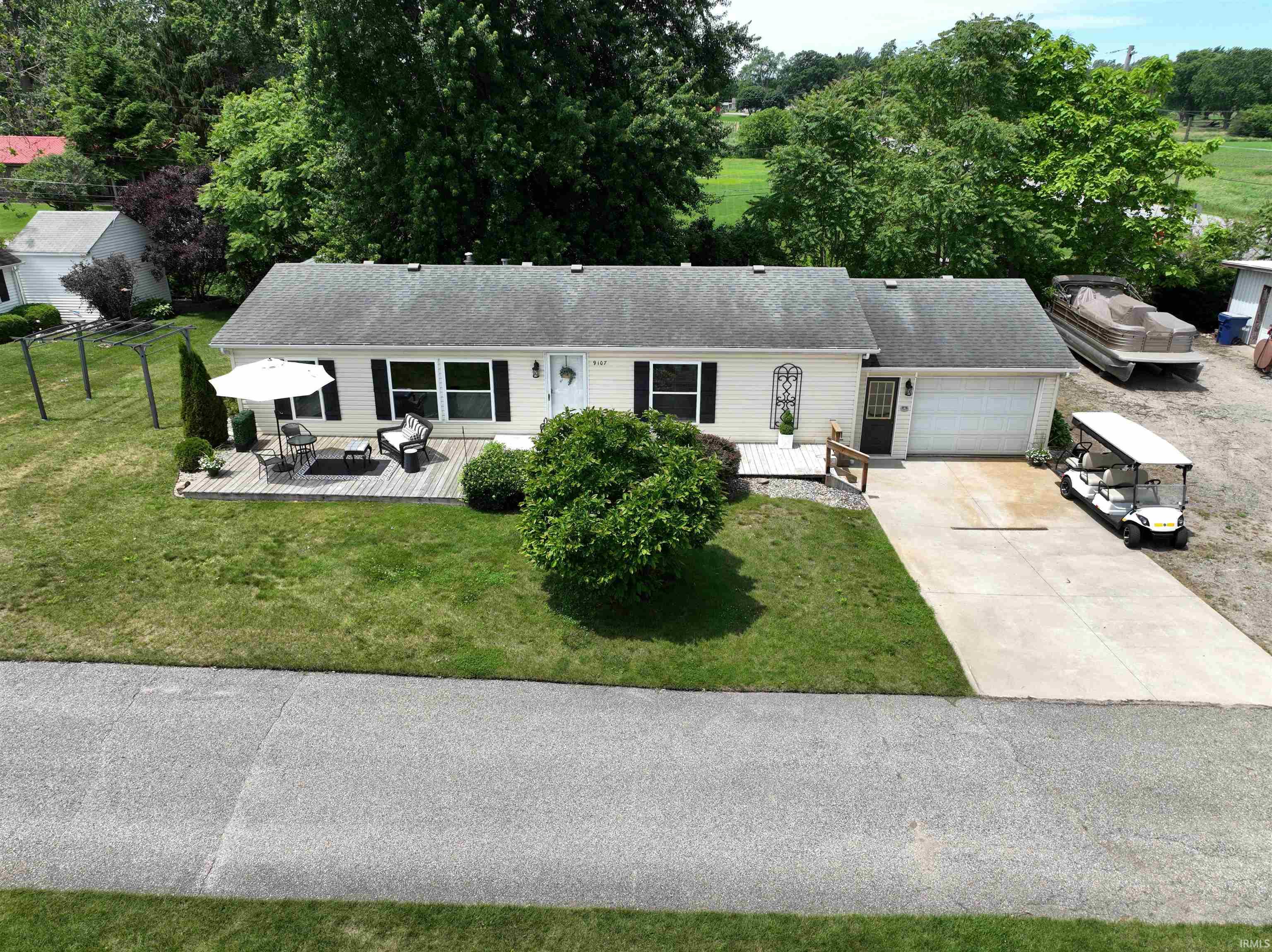 9107 N Mary D Drive Bremen IN 46506