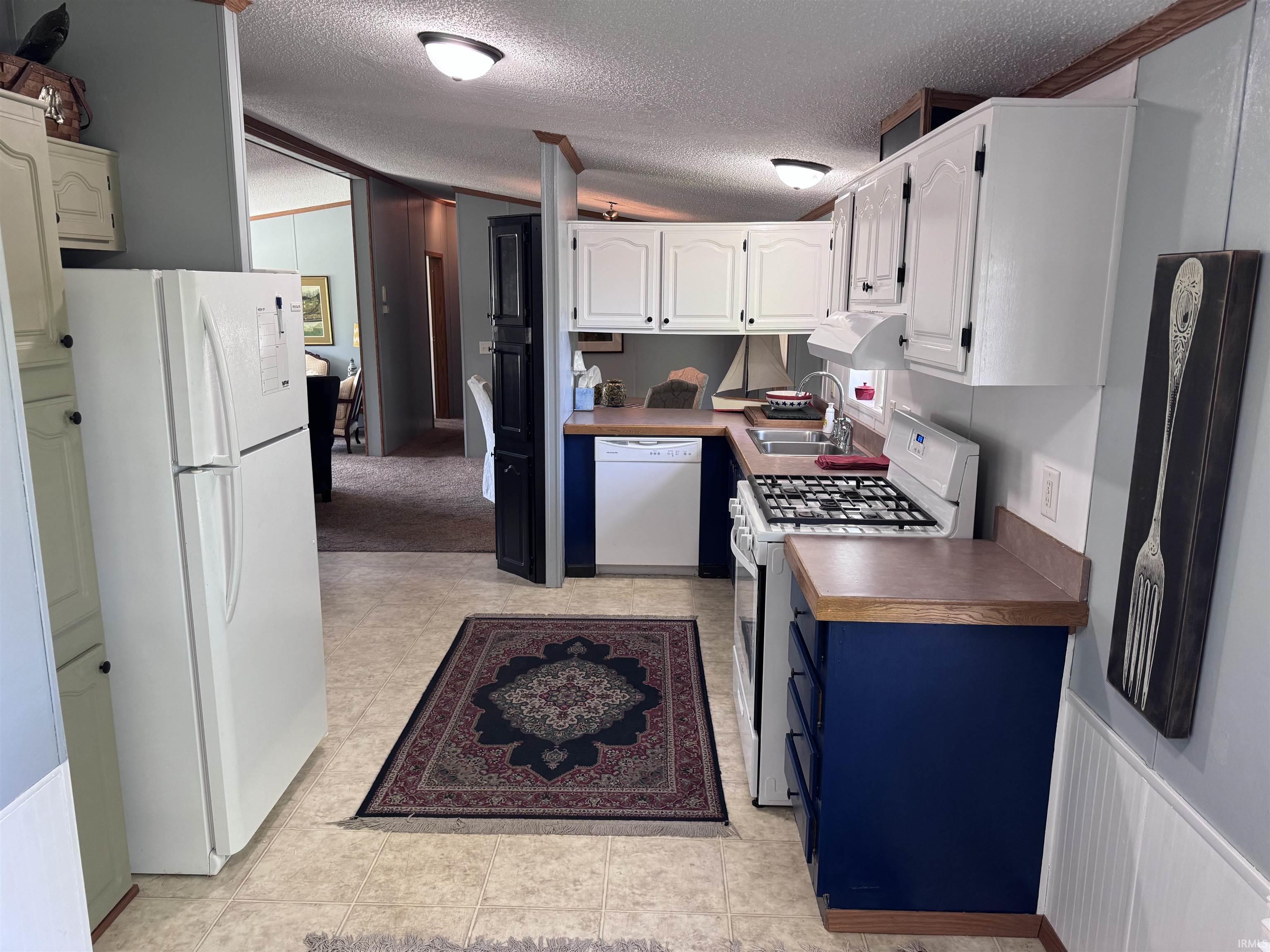 9107 N Mary D Drive Bremen IN 46506