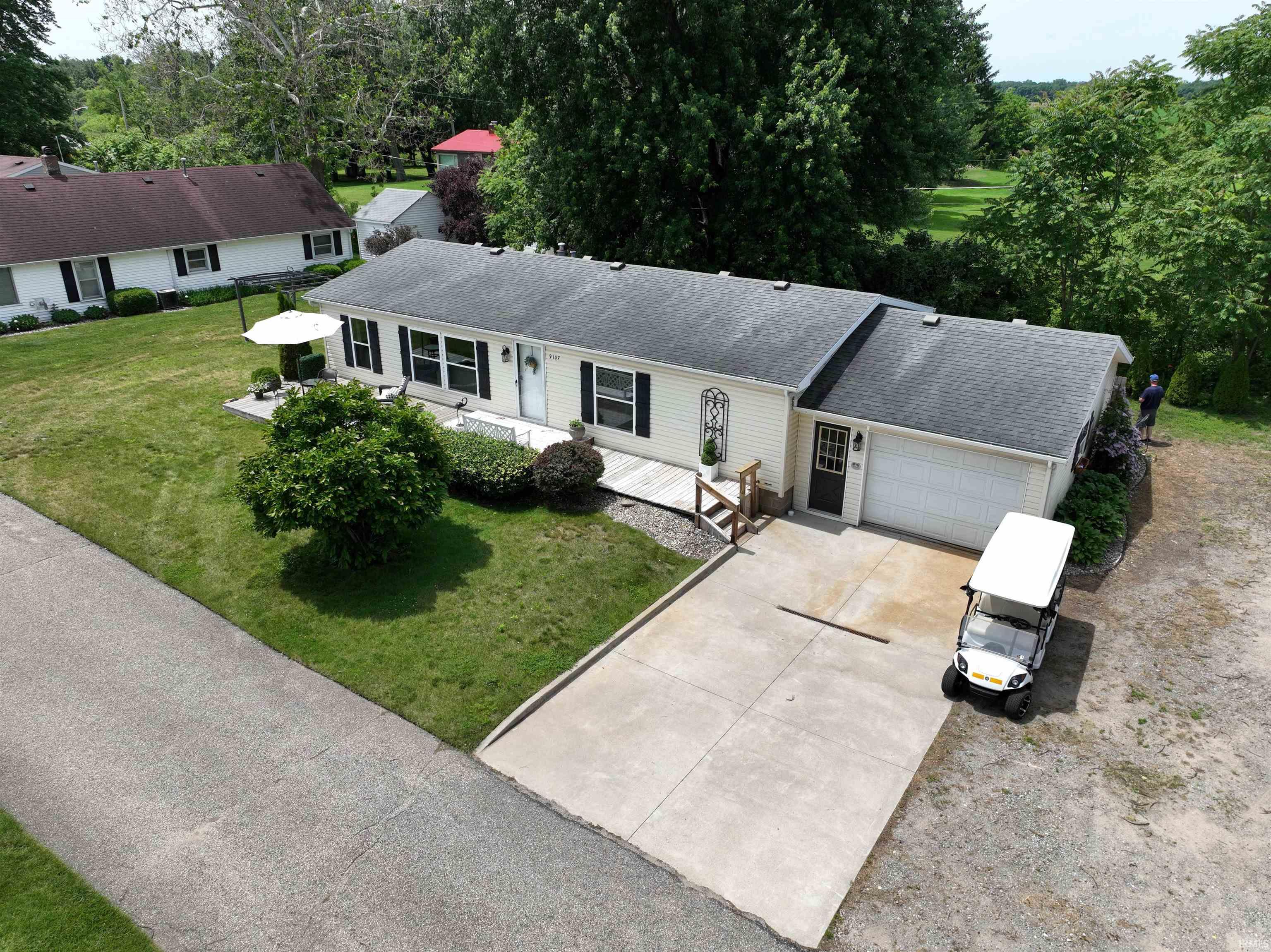 9107 N Mary D Drive Bremen IN 46506