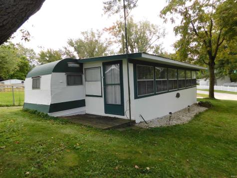 5246 W Warren Avenue Silver Lake IN 46982