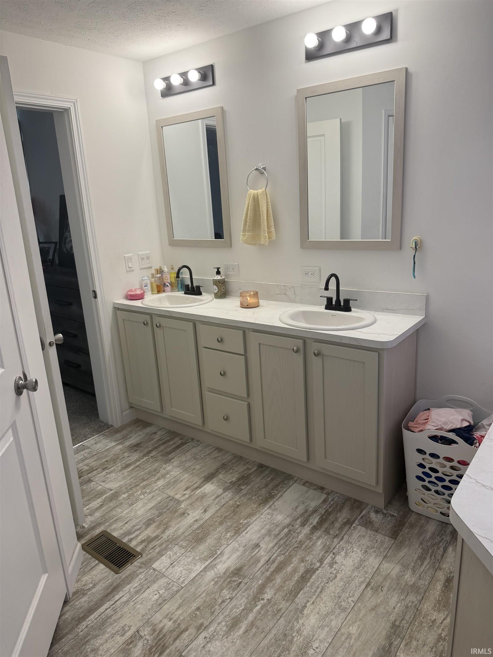3520 S 750 E Road Knox IN 46534