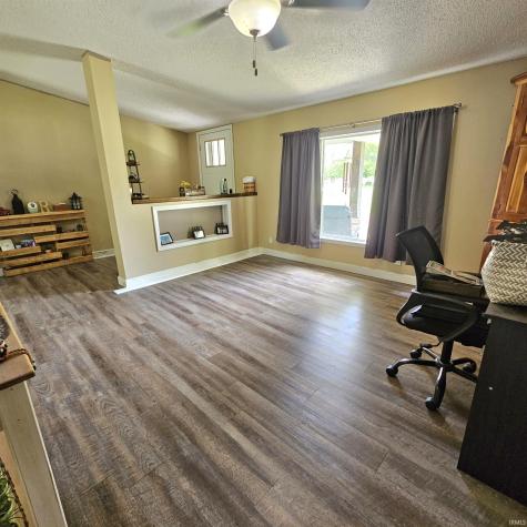116 SW 12th Street Linton IN 47441