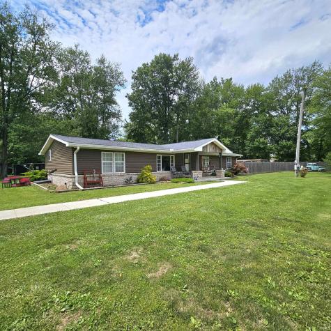 116 SW 12th Street Linton IN 47441