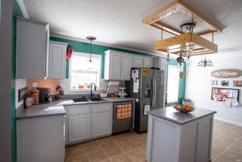 401 Mill Street Frankton IN 46044
