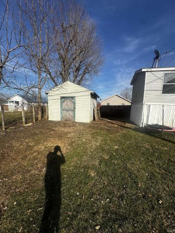 842 W Popcorn Road Springville IN 47462