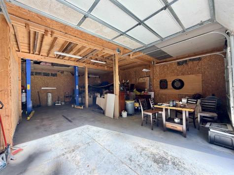 3356 Mangus Road Poland IN 47868
