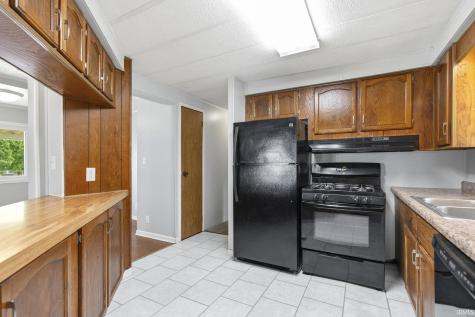 1047 E Smith Street Warsaw IN 46580