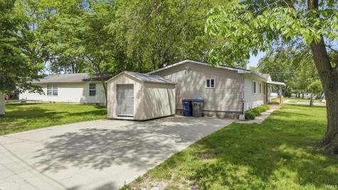 1047 E Smith Street Warsaw IN 46580