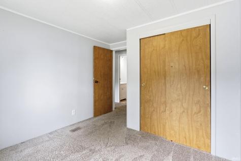1047 E Smith Street Warsaw IN 46580