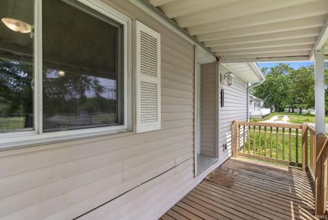 1047 E Smith Street Warsaw IN 46580