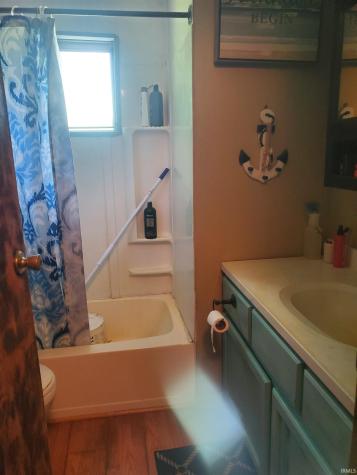 2338 E Tanner Lane Winamac IN 46996