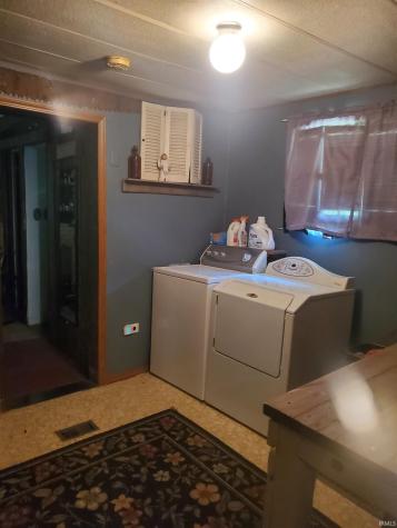 2338 E Tanner Lane Winamac IN 46996